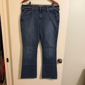 Old Navy Vintage Dark Blue Flare Just Below Waist Women's Jeans size 14 Reg